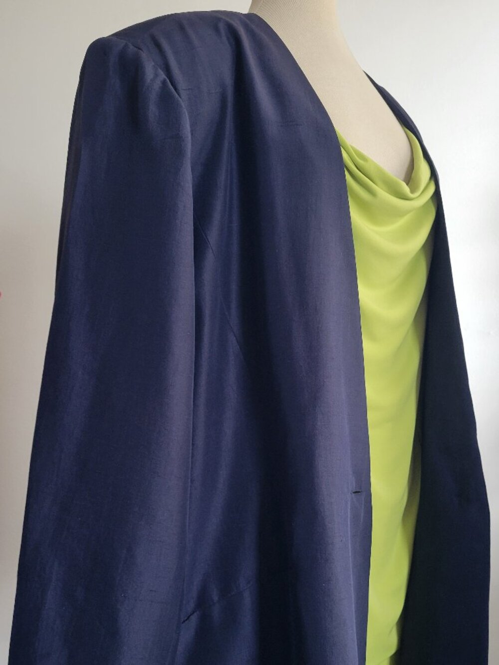 NWOT Vintage Argenti Plus 100% Silk Blazer – Women's Size 24 | Deadstock